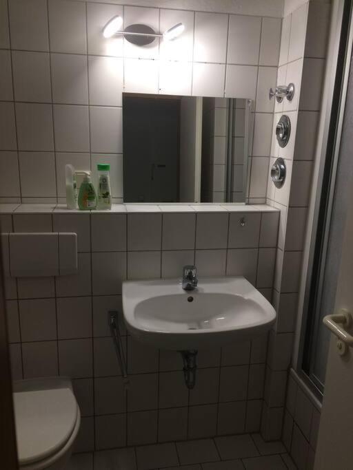 Ruhig Und Doch Zentral Erfurt Exterior foto